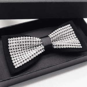 Gravata Borboleta Clássica com Strass